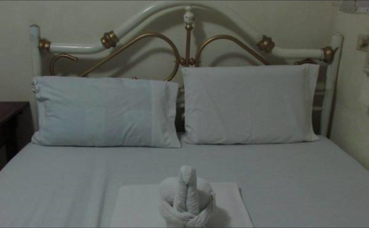 Goland Pension House Cebu Esterno foto